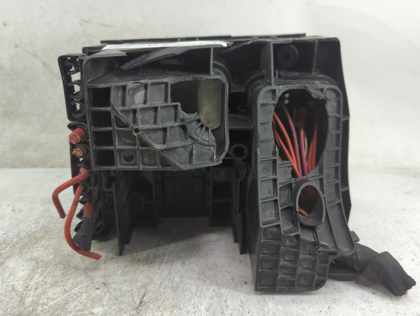 2012-2018 Volkswagen Tiguan Fusebox Fuse Box Panel Relay Module Fits Fits 2008 2009 2010 2012 2013 2014 2015 2016 2017 2018 