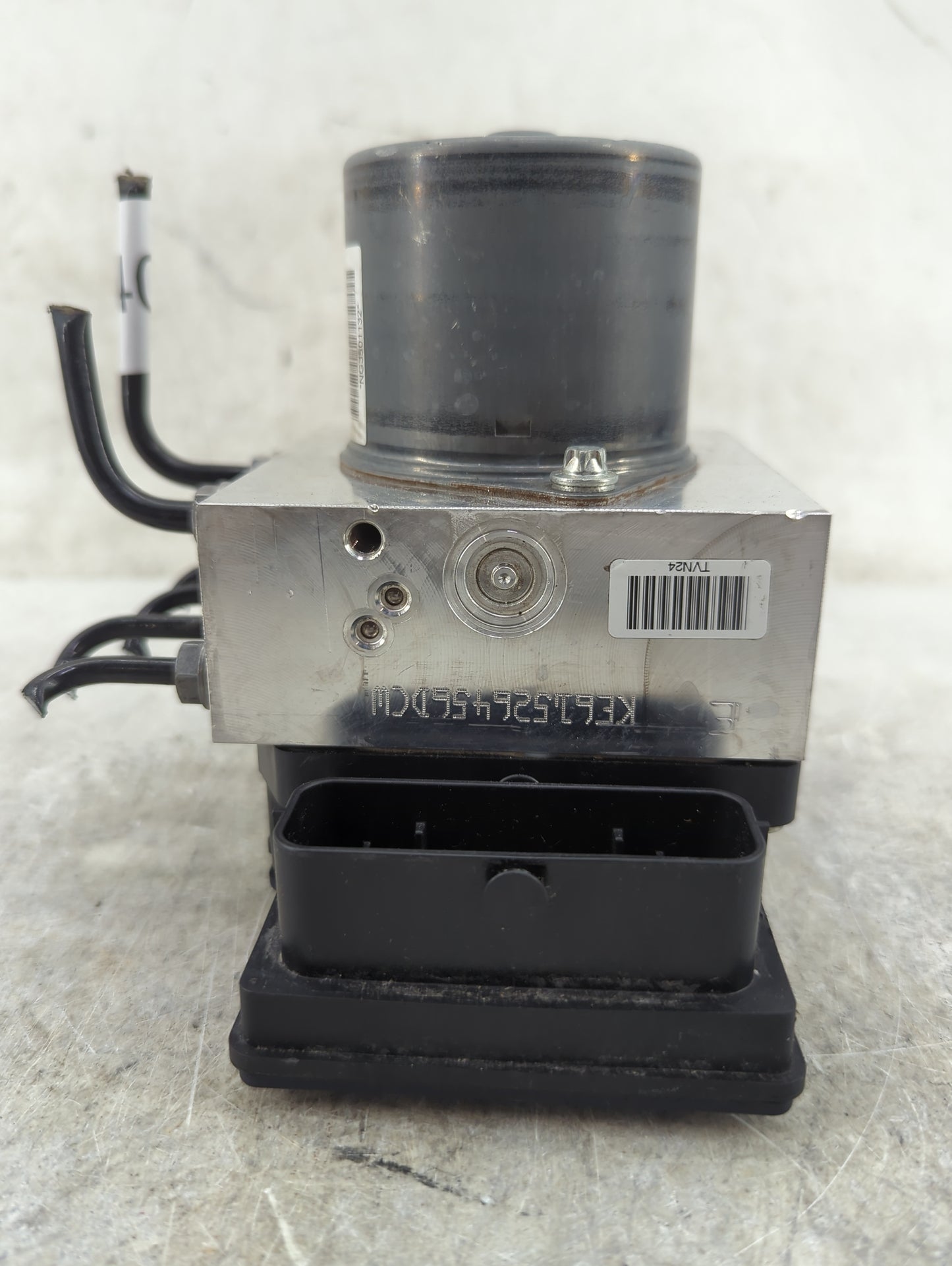 2015-2018 Volkswagen Tiguan ABS Pump Control Module Replacement P/N:5N0614109BN 10098107AA Fits Fits 2015 2016 2017 2018 OEM