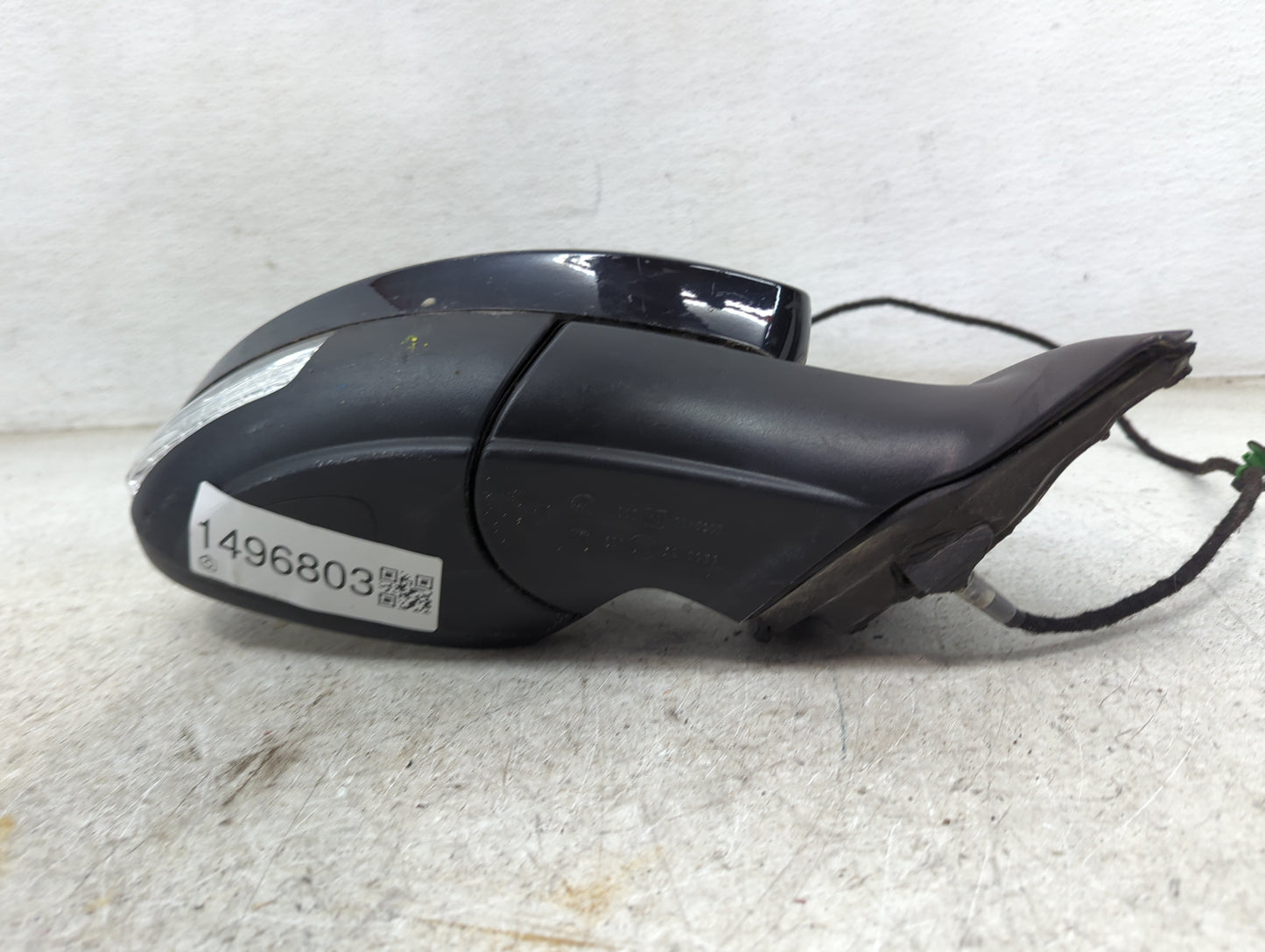 2009-2018 Volkswagen Tiguan Passenger Side View Mirror - Right Door Mirror OEM Used - Oemusedautoparts1.com