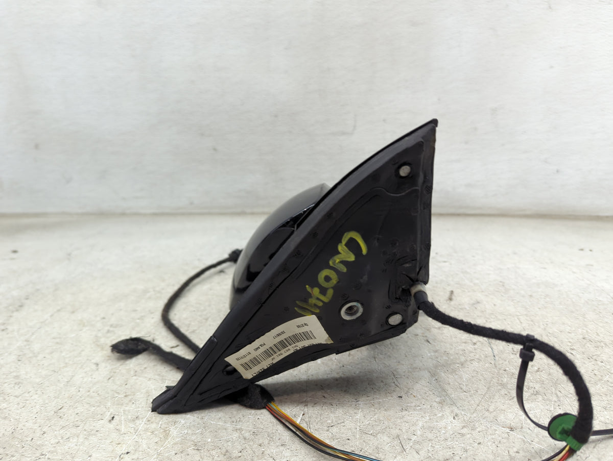 2009-2018 Volkswagen Tiguan Driver Side View Mirror - Left Door Mirror OEM Used - Oemusedautoparts1.com