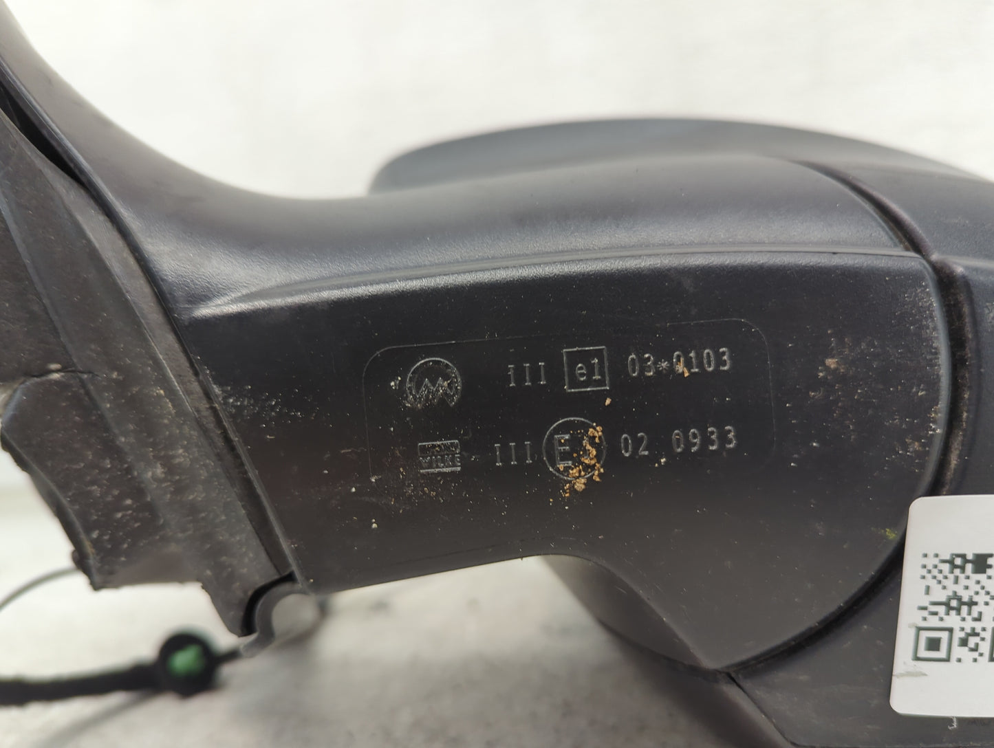 2009-2018 Volkswagen Tiguan Driver Side View Mirror - Left Door Mirror OEM Used - Oemusedautoparts1.com