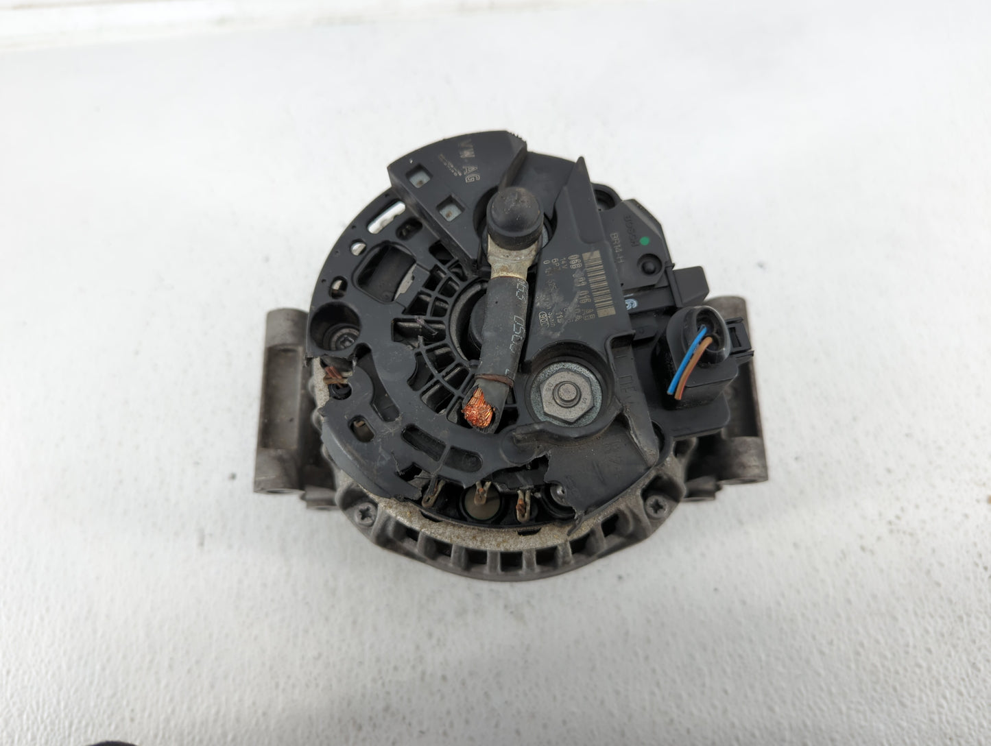 2009-2018 Volkswagen Tiguan Alternator Replacement Generator Charging Assembly Engine OEM P/N:06B 903 016 AB Fits OEM Used A