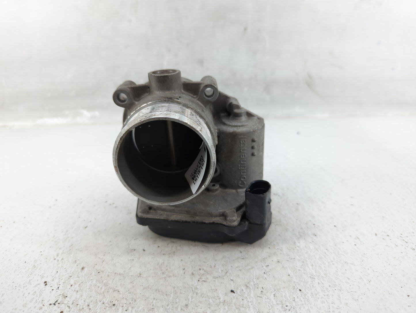 2009-2018 Volkswagen Tiguan Throttle Body P/N:A2C82494100 06F 133 062 T Fits OEM Used Auto Parts - Oemusedautoparts1.com