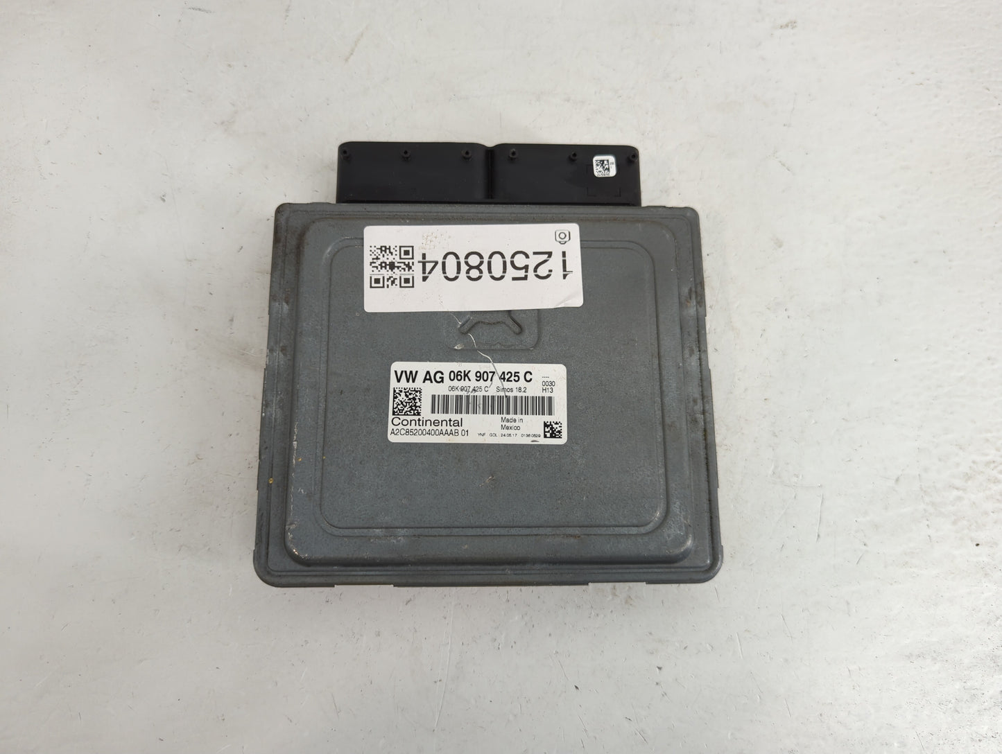 2017 Volkswagen Passat Passat PCM Engine Control Computer ECU ECM PCU OEM P/N:06K 907 425 C Fits OEM Used Auto Parts - Oemus