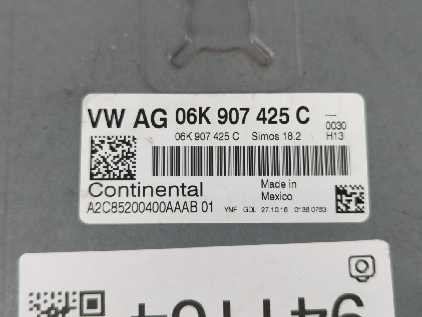 2017 Volkswagen Passat Passat PCM Engine Control Computer ECU ECM PCU OEM P/N:06K 907 425 C Fits OEM Used Auto Parts - Oemus