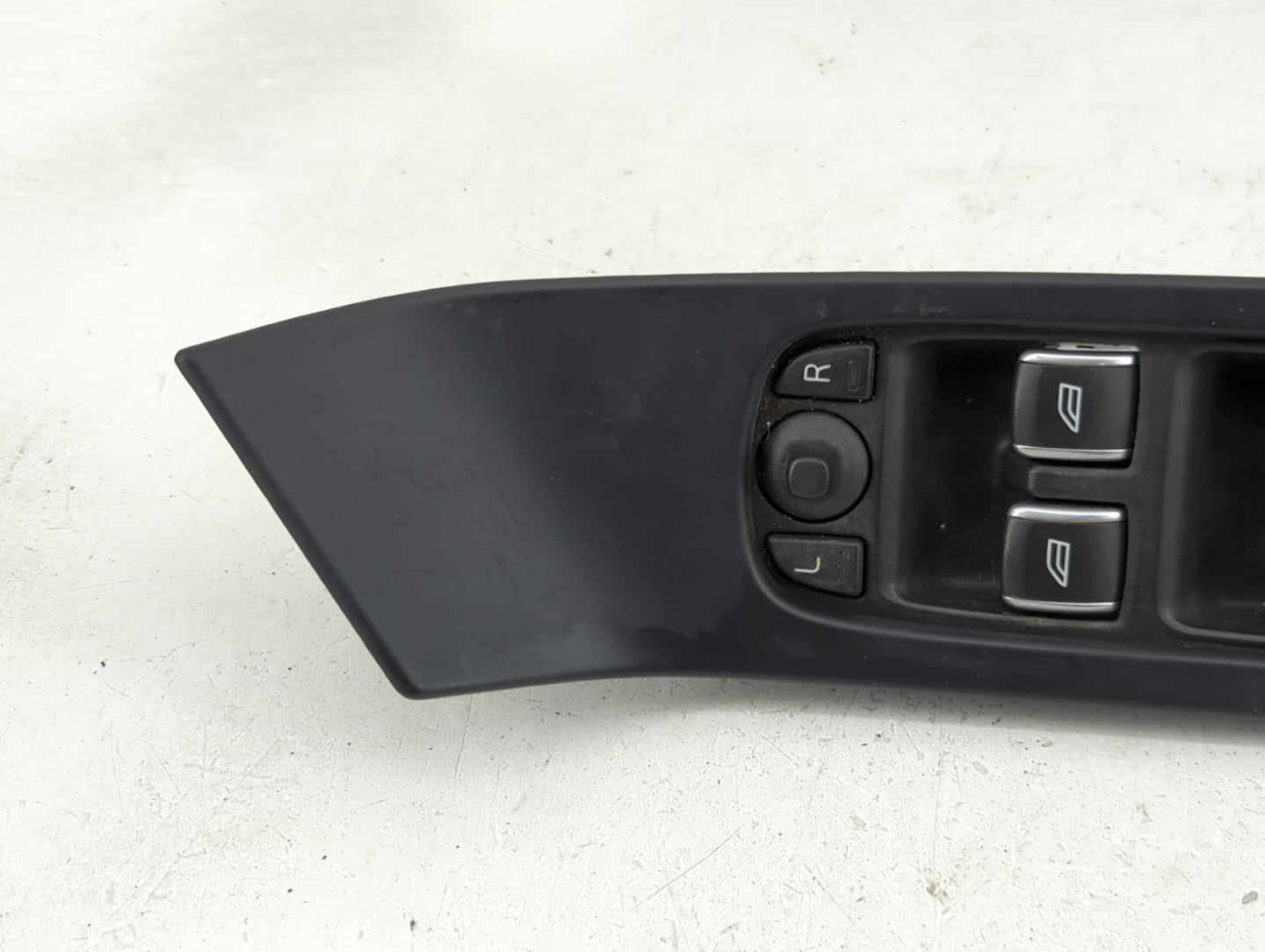 2014-2018 Volvo S60 Master Power Window Switch Replacement Driver Side Left P/N:HW01 SWEA01 31415674 Fits OEM Used Auto Part