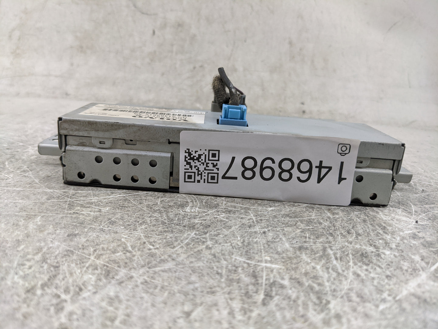 2015-2018 Volvo S60 Information Display Screen 1468987 - Oemusedautoparts1.com