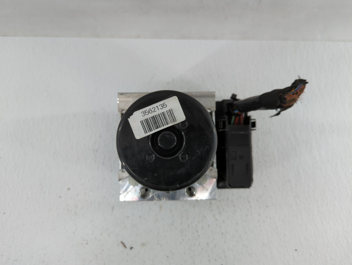 2015-2018 Volvo S60 ABS Pump Control Module Replacement P/N:P31423348 P31400544 Fits Fits 2015 2016 2017 2018 OEM Used Auto 