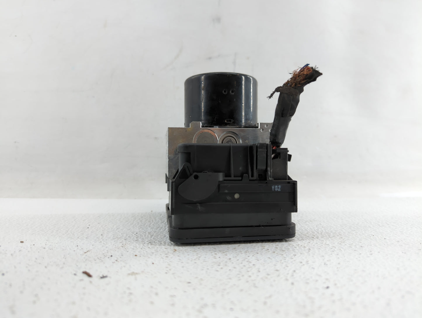 2015-2018 Volvo S60 ABS Pump Control Module Replacement P/N:P31423348 P31400544 Fits Fits 2015 2016 2017 2018 OEM Used Auto 