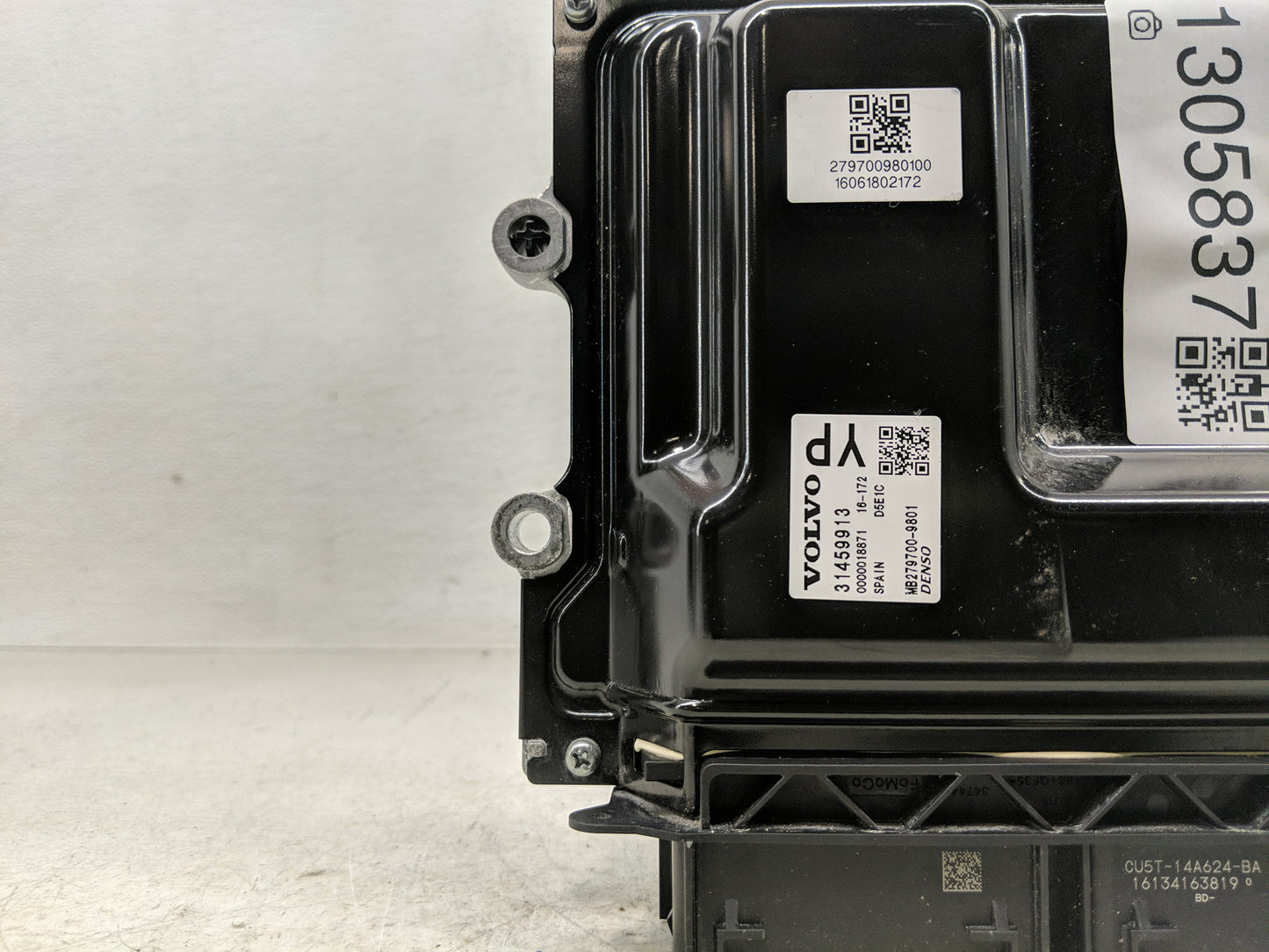 2017-2020 Volvo S90 PCM Engine Control Computer ECU ECM PCU OEM P/N:31459913 Fits Fits 2017 2018 2019 2020 2021 OEM Used Aut