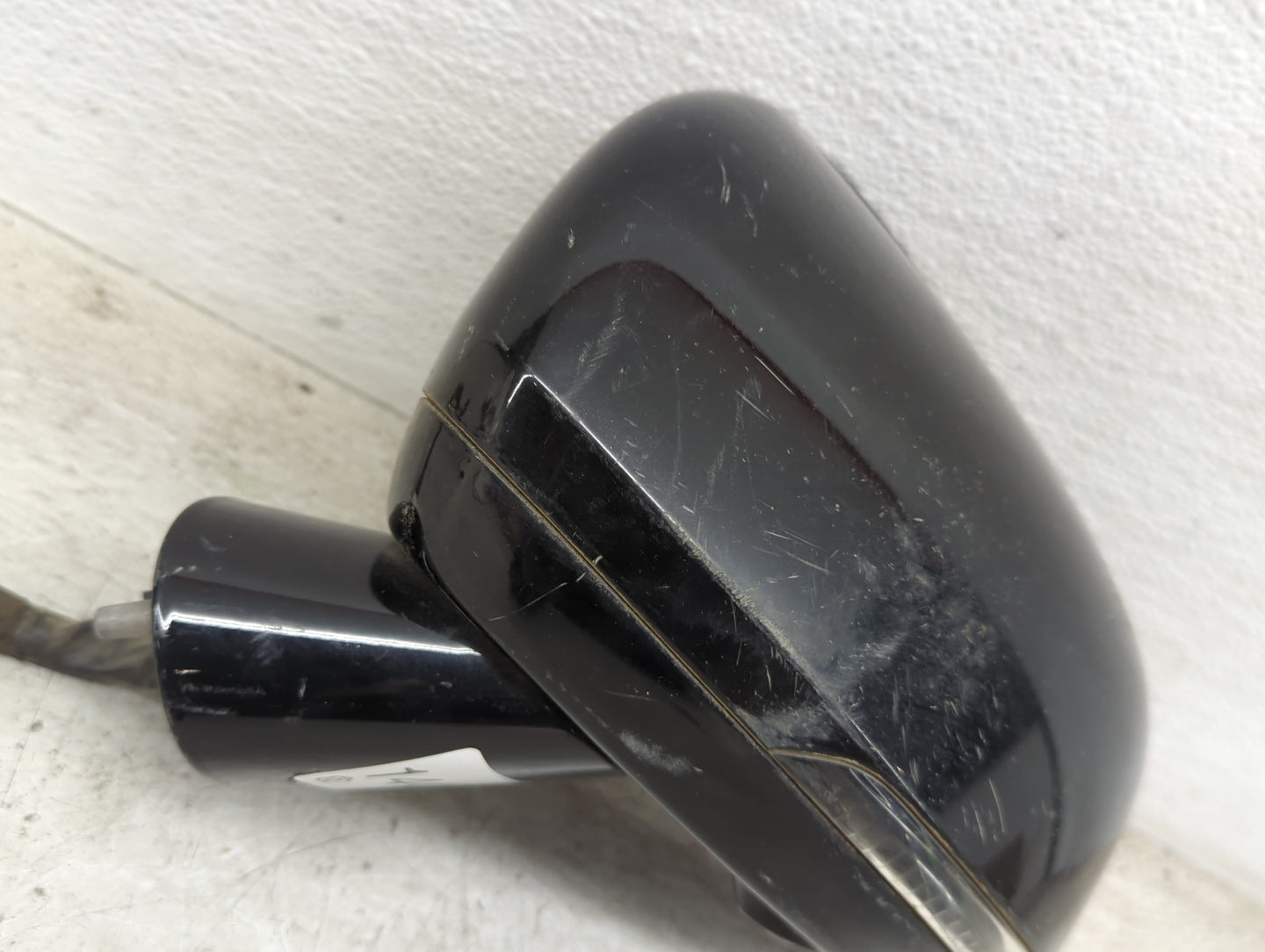2017-2020 Volvo S90 Driver Side View Mirror - Left Door Mirror OEM Used - Oemusedautoparts1.com