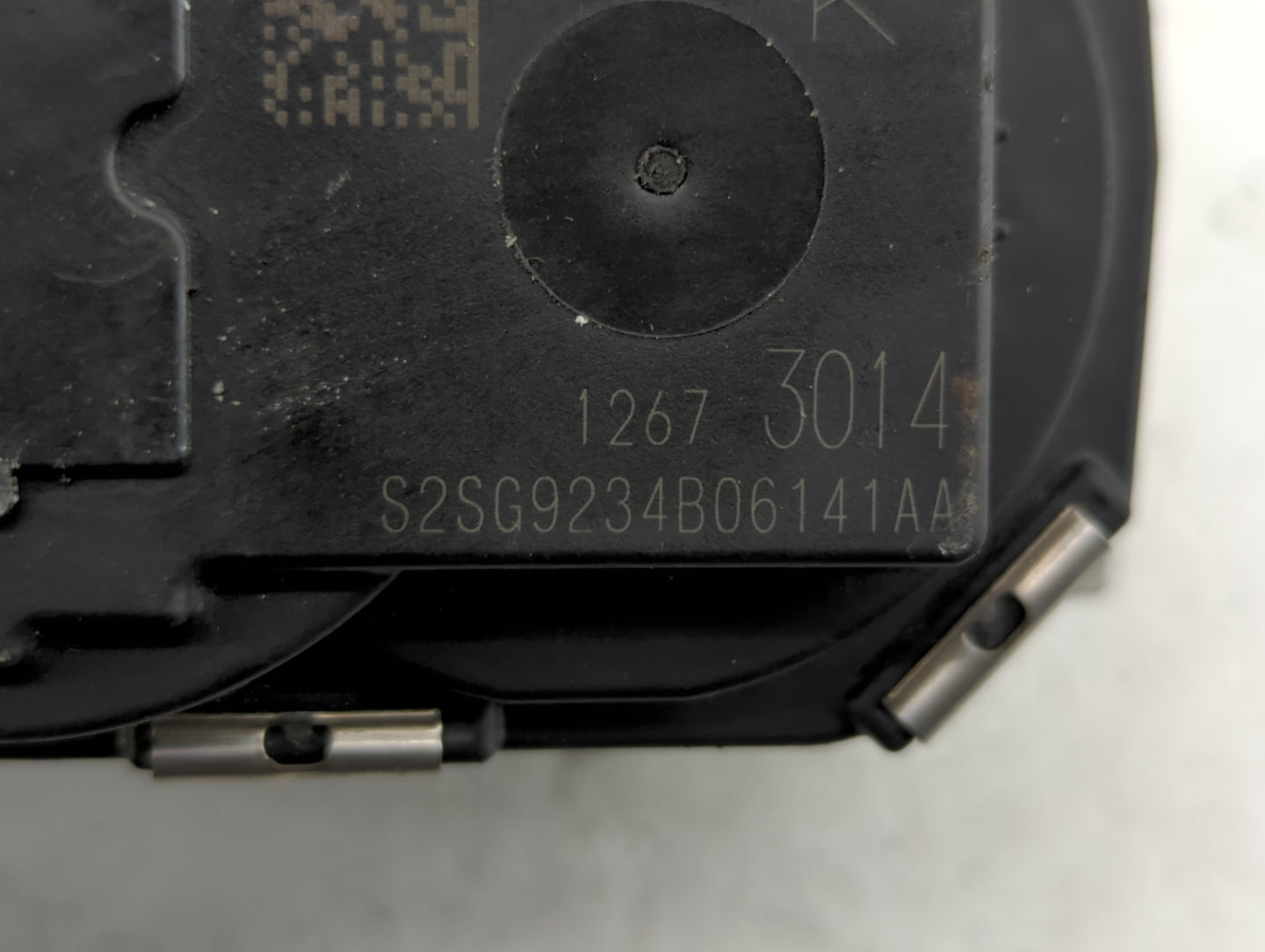 2015-2020 Volvo V60 Throttle Body P/N:1267 3014 Fits Fits 2015 2016 2017 2018 2019 2020 2021 OEM Used Auto Parts - Oemusedau