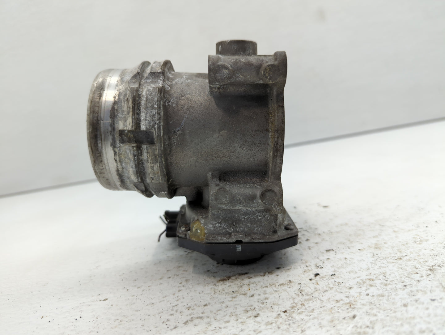 2015-2020 Volvo V60 Throttle Body P/N:78HL13-2510030-AAA 31465575, 31293736 Fits Fits 2015 2016 2017 2018 2019 2020 2021 OEM