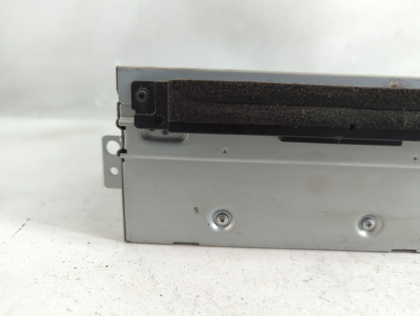2015 Volvo Xc60 Radio AM FM Cd Player Receiver Replacement P/N:31667609 AA Fits Fits 2016 2017 2018 OEM Used Auto Parts - Oe