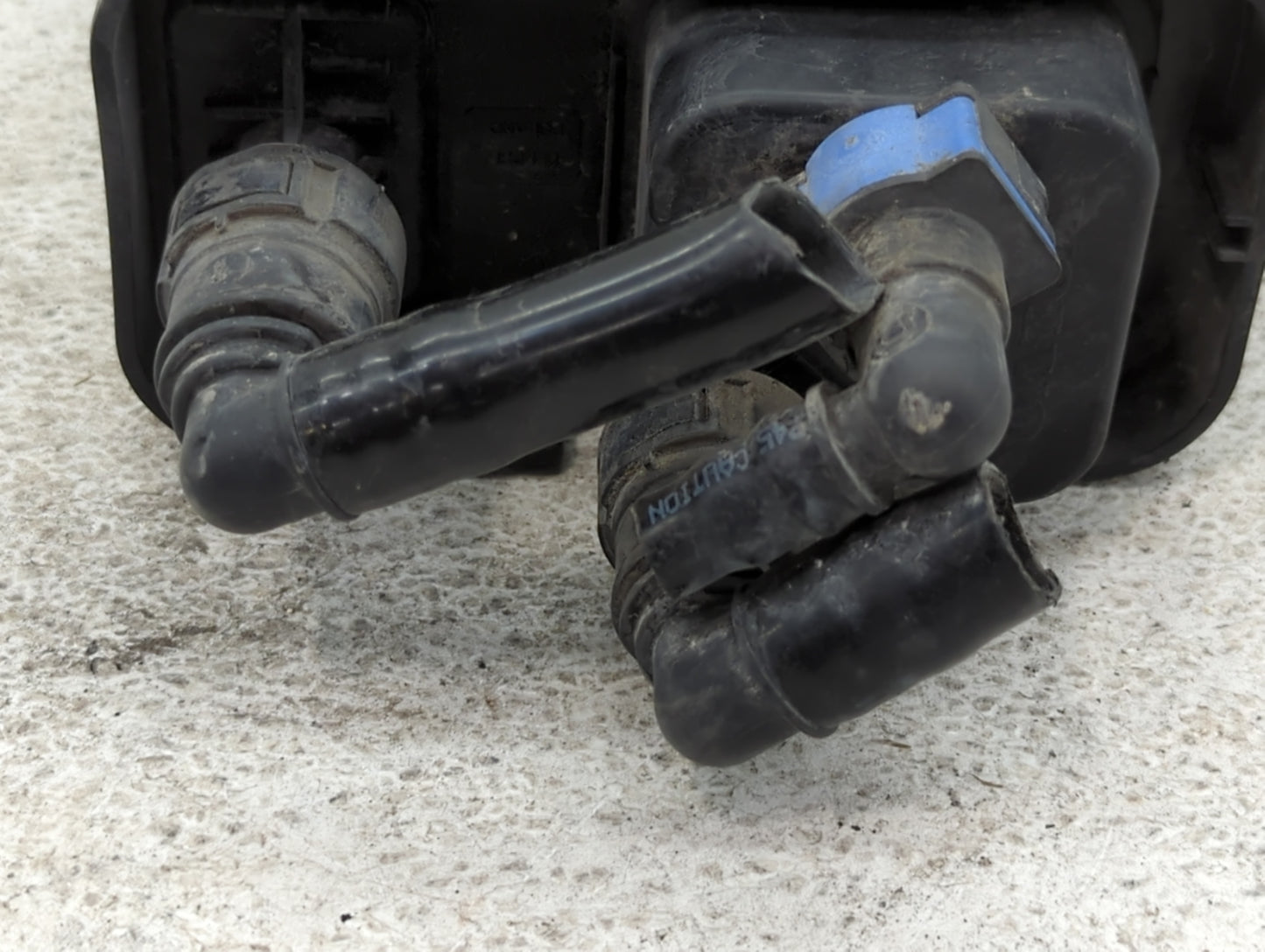 2017 Volvo Xc60 Fuel Vapor Charcoal Canister - Oemusedautoparts1.com