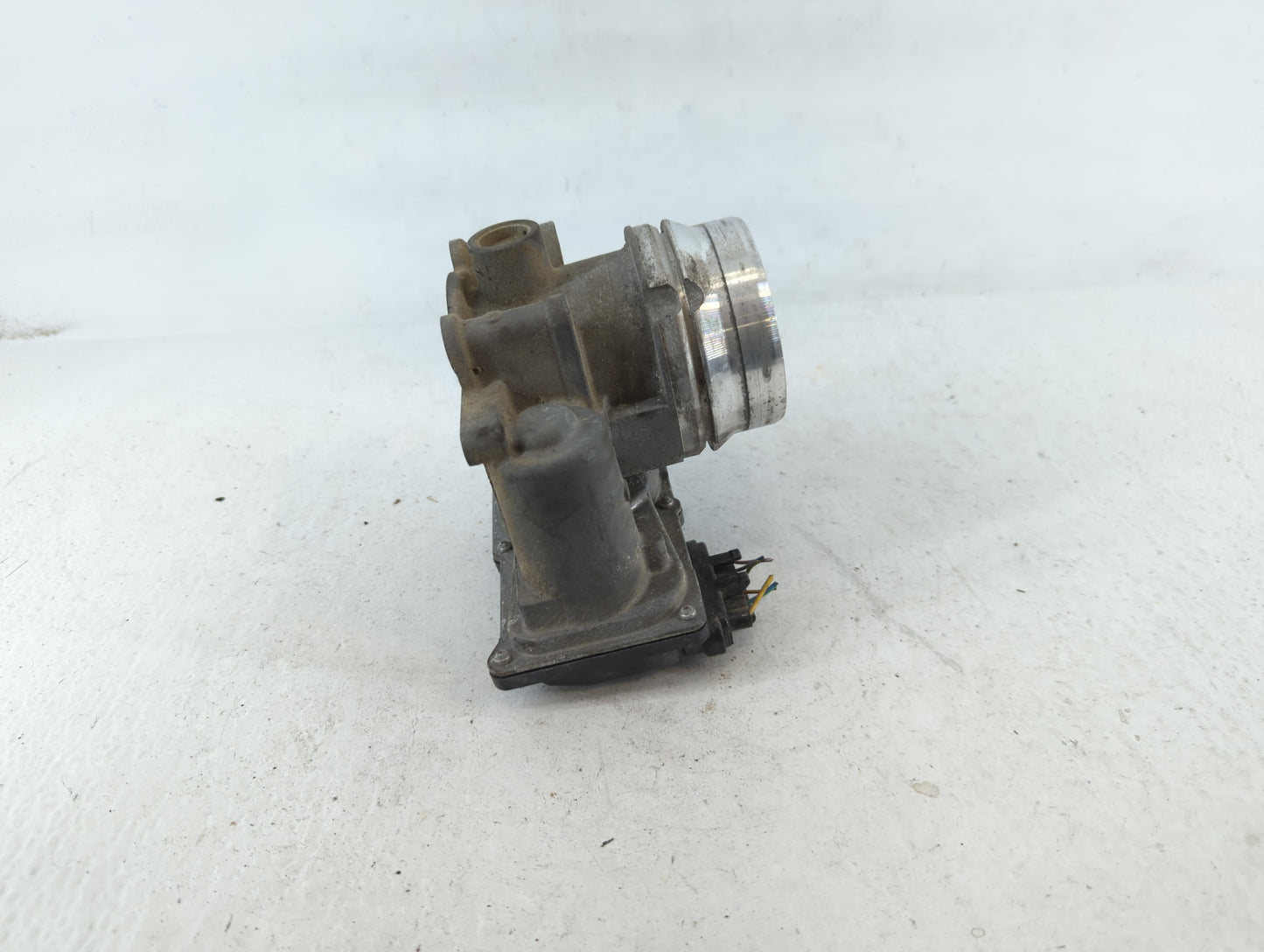 2015-2021 Volvo Xc60 Throttle Body P/N:78HL13-2510030-AAA Fits Fits 2015 2016 2017 2018 2019 2020 2021 OEM Used Auto Parts -