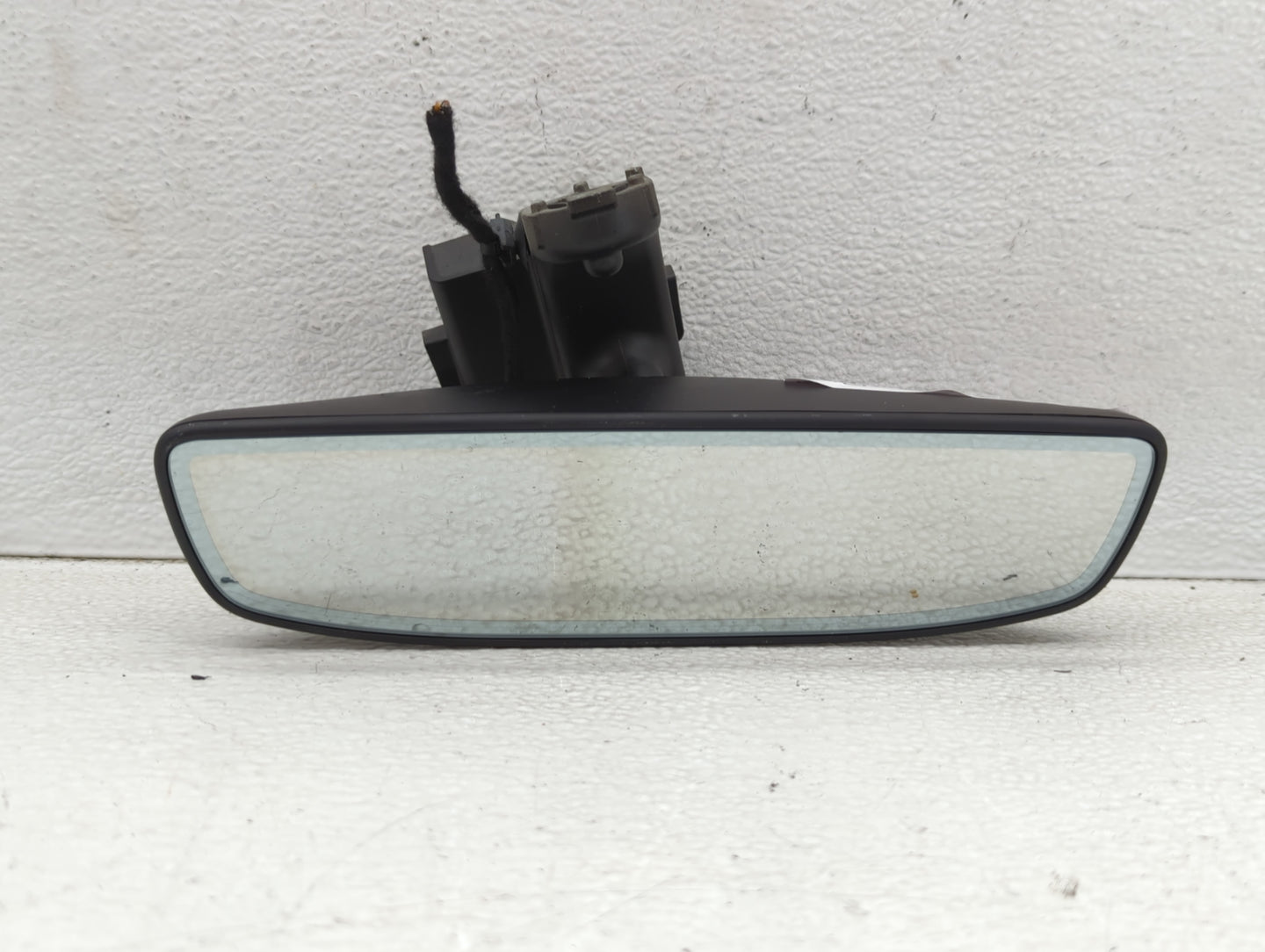 2010-2017 Volvo Xc60 Interior Rear View Mirror Replacement OEM P/N:E11038266 Fits OEM Used Auto Parts - Oemusedautoparts1.co