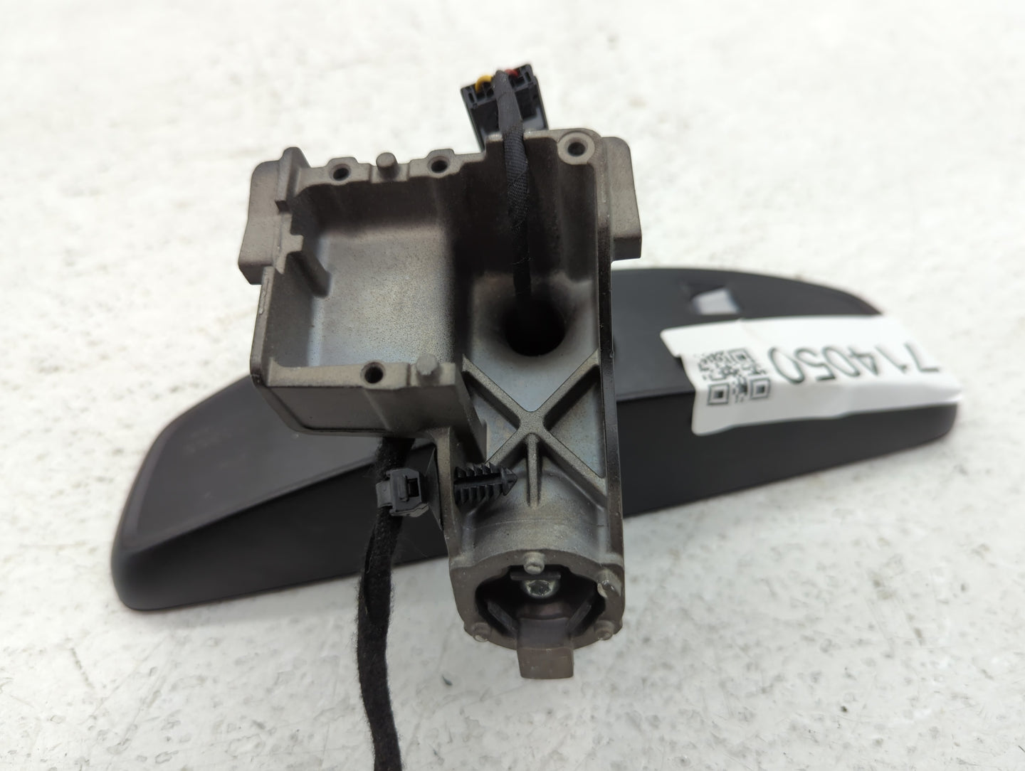 2010-2017 Volvo Xc60 Interior Rear View Mirror Replacement OEM P/N:E11038266 Fits OEM Used Auto Parts - Oemusedautoparts1.co