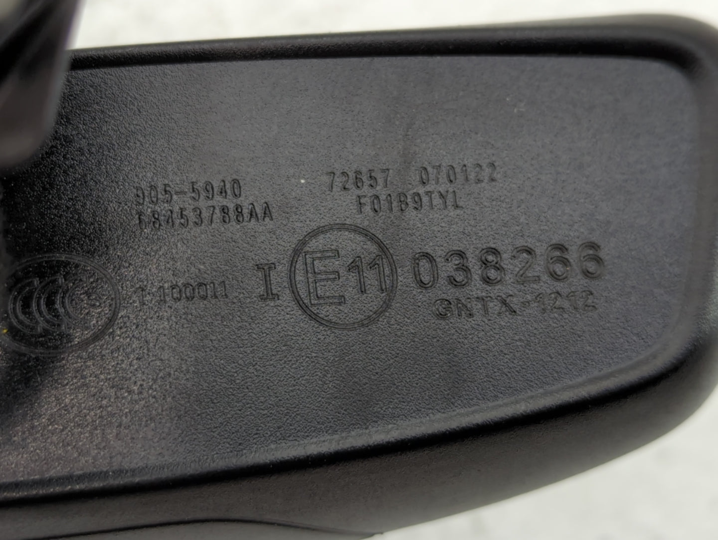 2010-2017 Volvo Xc60 Interior Rear View Mirror Replacement OEM P/N:E11038266 Fits OEM Used Auto Parts - Oemusedautoparts1.co