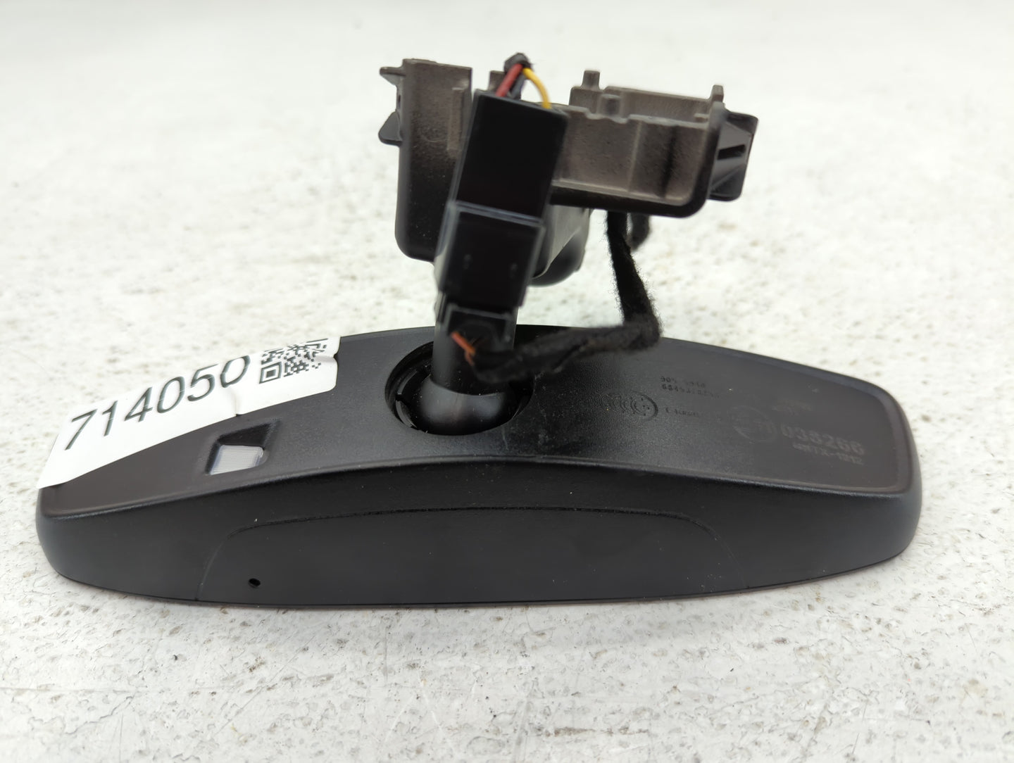 2010-2017 Volvo Xc60 Interior Rear View Mirror Replacement OEM P/N:E11038266 Fits OEM Used Auto Parts - Oemusedautoparts1.co