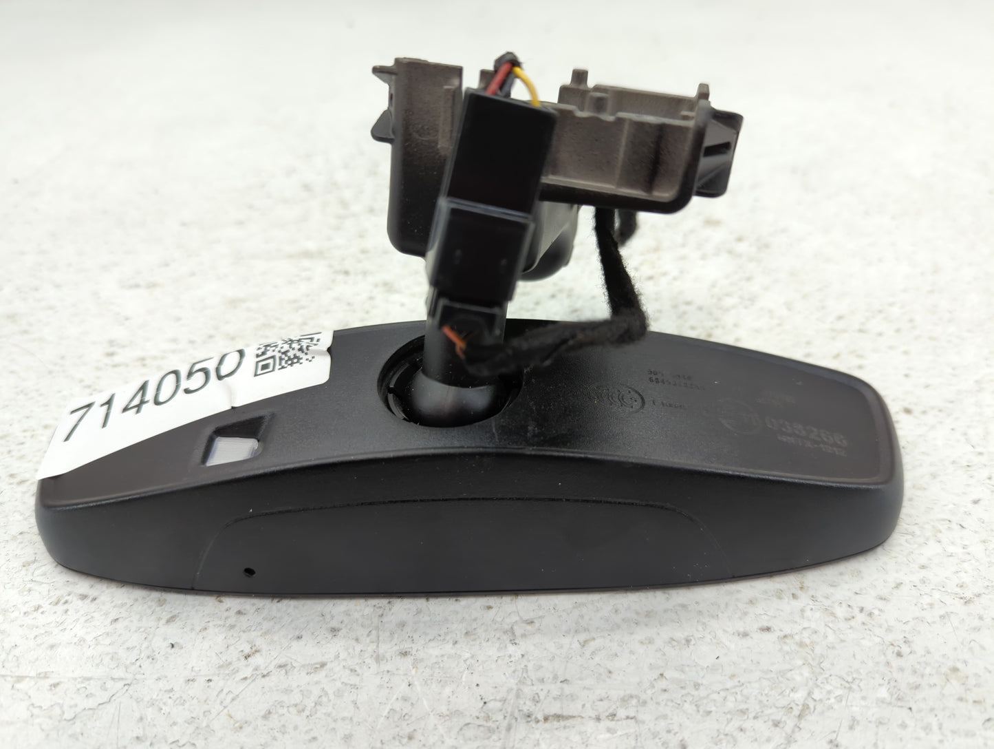 2010-2017 Volvo Xc60 Interior Rear View Mirror Replacement OEM P/N:E11038266 Fits OEM Used Auto Parts - Oemusedautoparts1.co