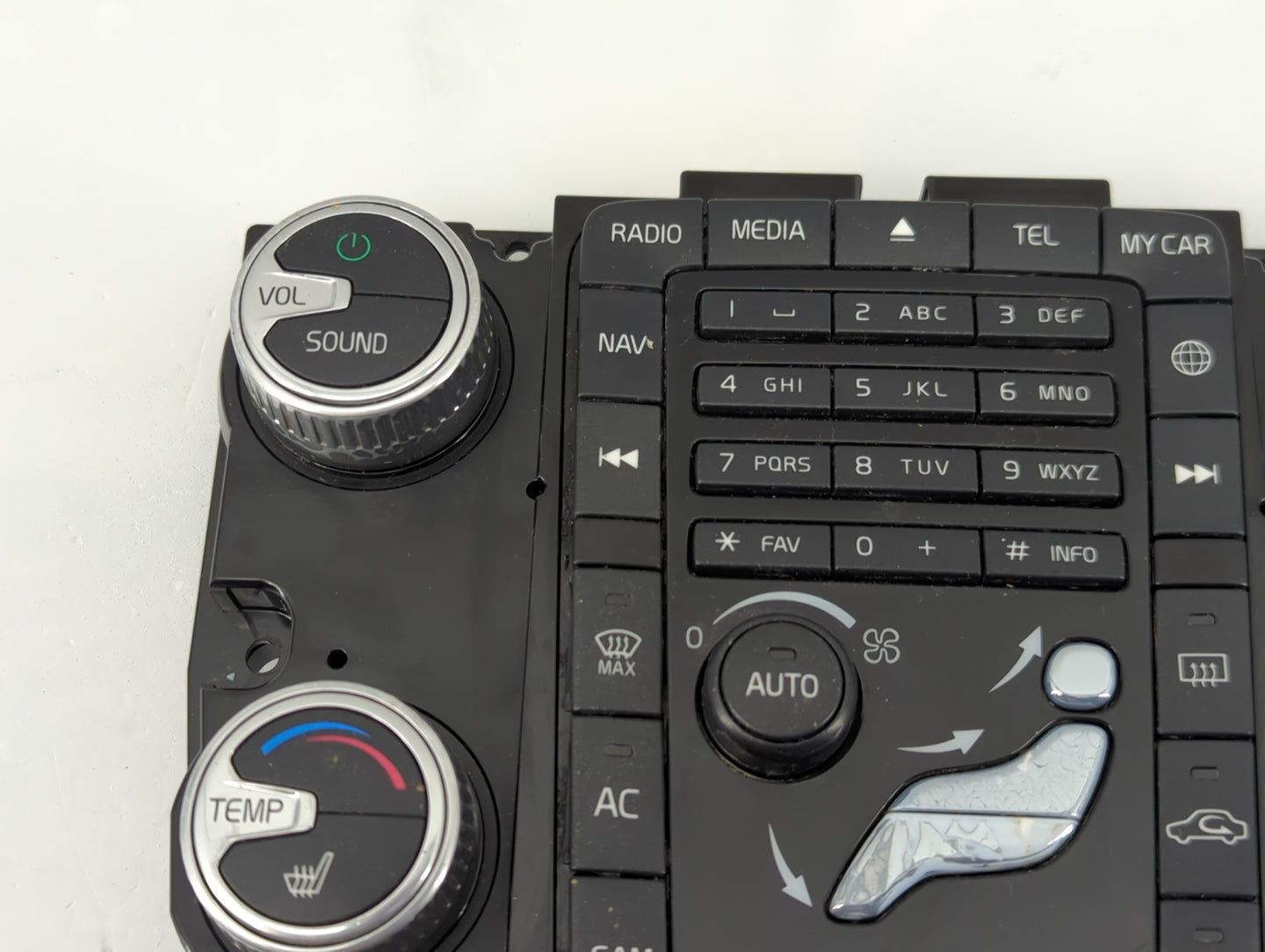 2017 Volvo Xc60 Climate Control Module Temperature AC/Heater Replacement Fits OEM Used Auto Parts - Oemusedautoparts1.com