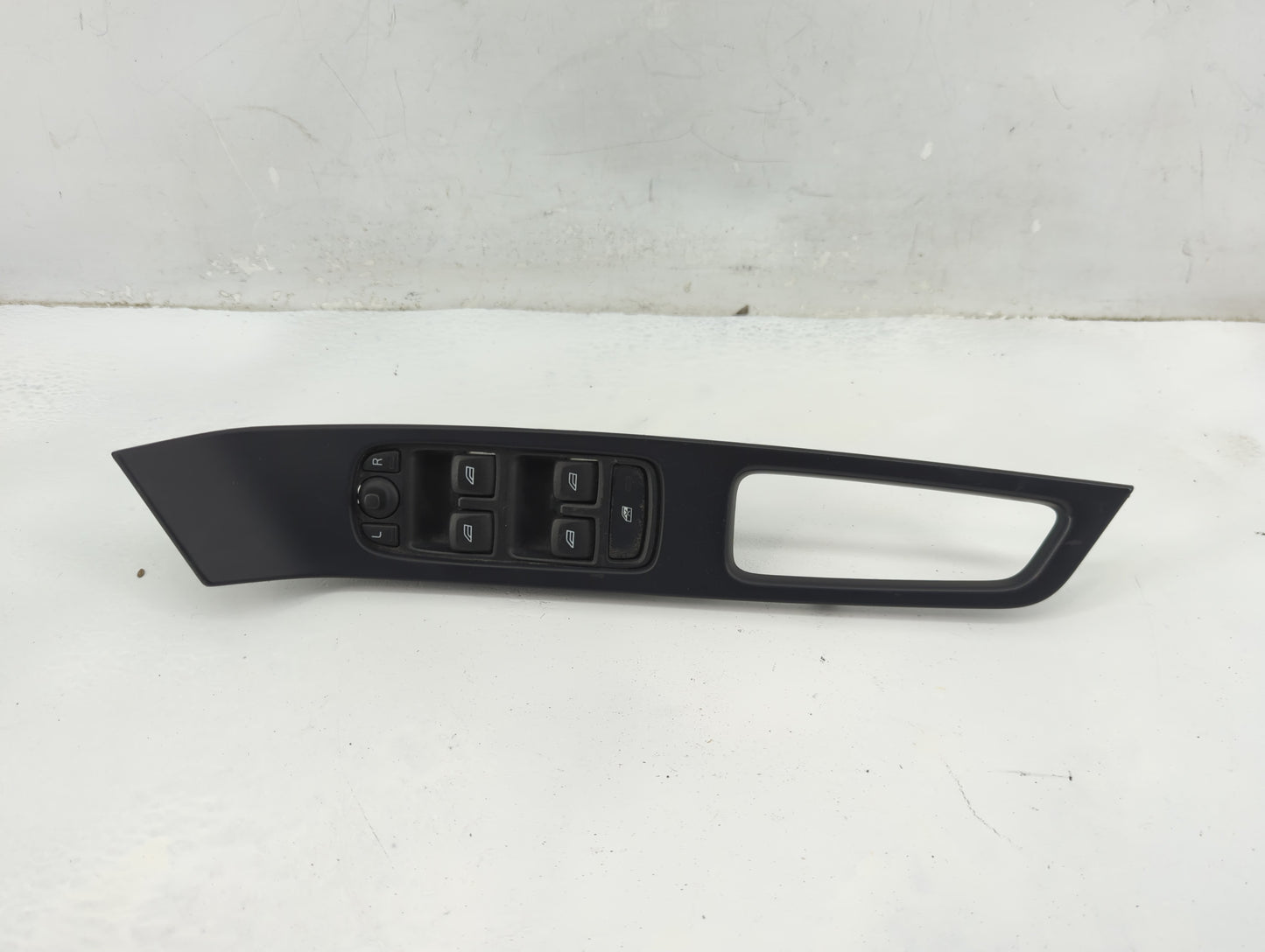 2017 Volvo Xc60 Master Power Window Switch Replacement Driver Side Left P/N:31453267 Fits OEM Used Auto Parts - Oemusedautop