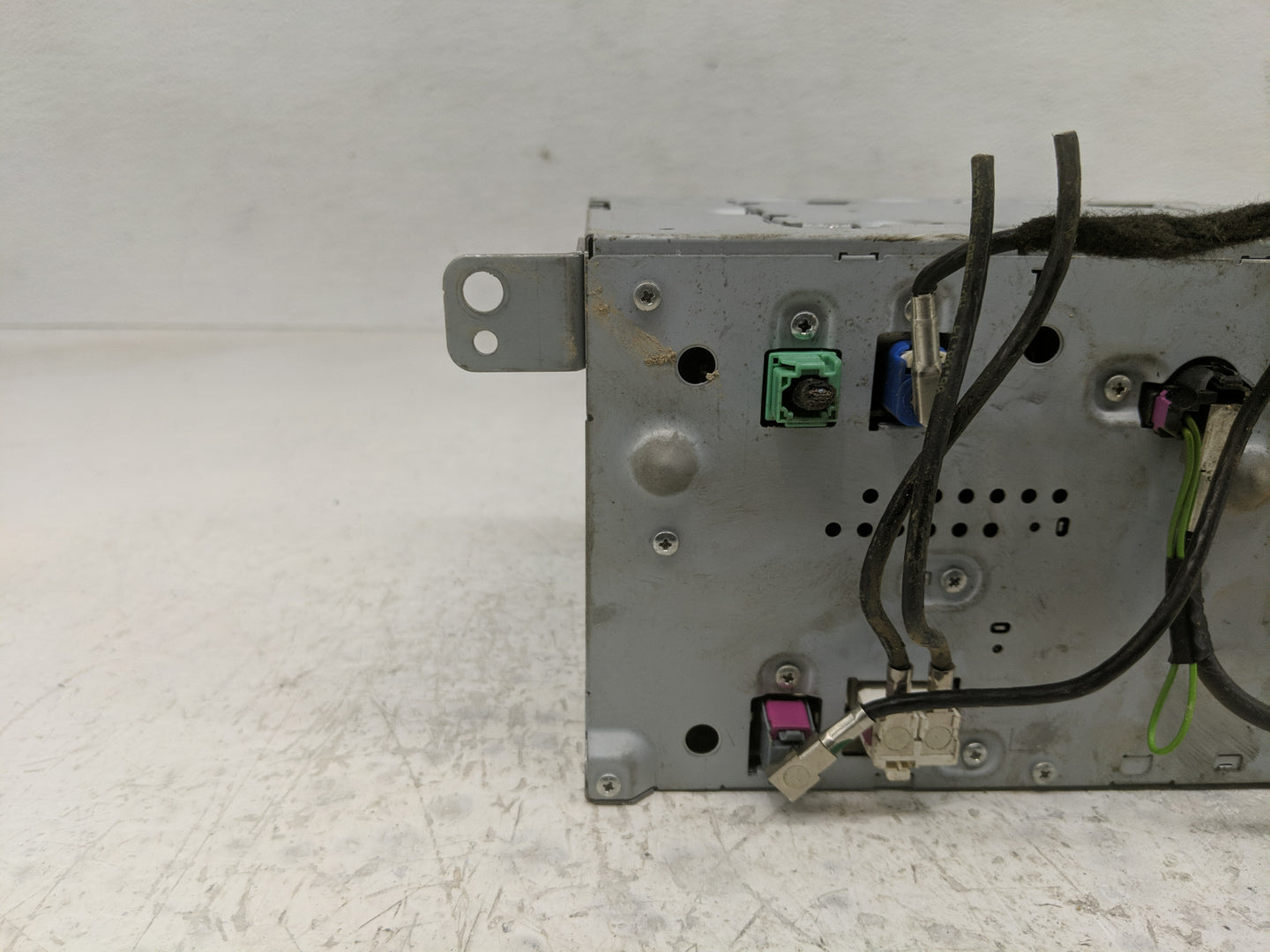 2017 Volvo Xc90 Radio AM FM Cd Player Receiver Replacement P/N:P31667515 Fits OEM Used Auto Parts - Oemusedautoparts1.com