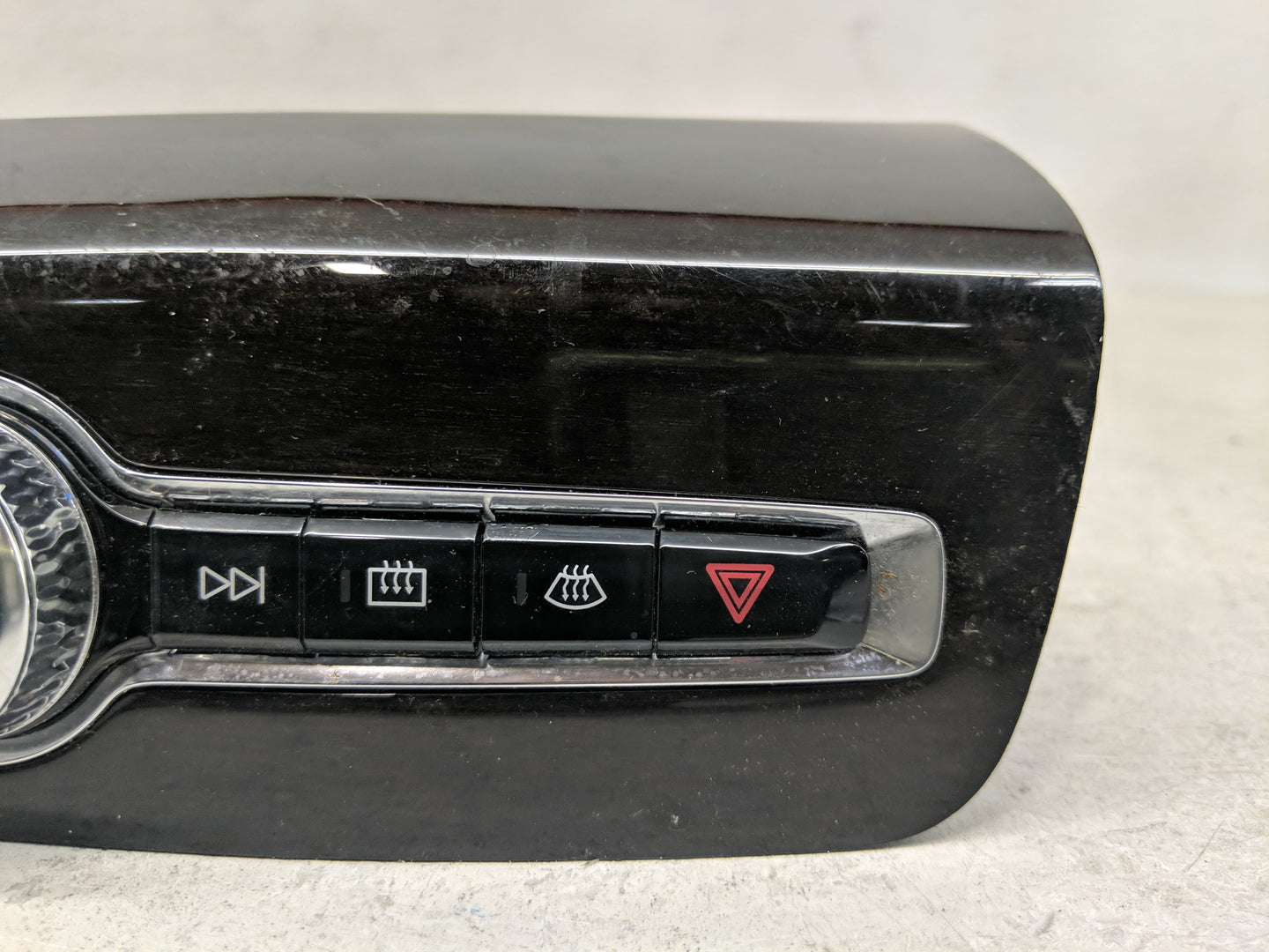 2017 Volvo Xc90 Radio Control Panel - Oemusedautoparts1.com