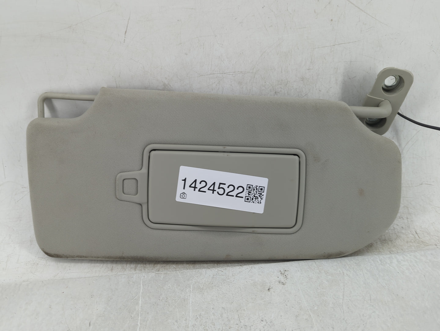 2016-2021 Volvo Xc90 Sun Visor Shade Replacement Passenger Right Mirror Fits Fits 2016 2017 2018 2019 2020 2021 OEM Used Aut