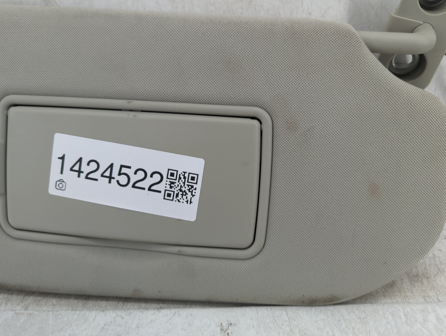 2016-2021 Volvo Xc90 Sun Visor Shade Replacement Passenger Right Mirror Fits Fits 2016 2017 2018 2019 2020 2021 OEM Used Aut