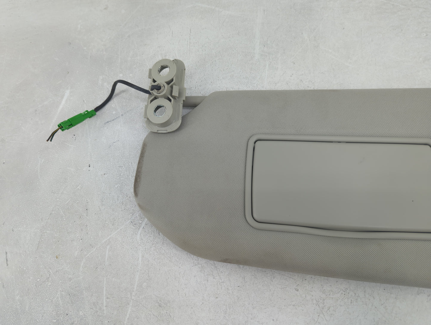 2016-2021 Volvo Xc90 Sun Visor Shade Replacement Driver Left Mirror Fits Fits 2016 2017 2018 2019 2020 2021 OEM Used Auto Pa