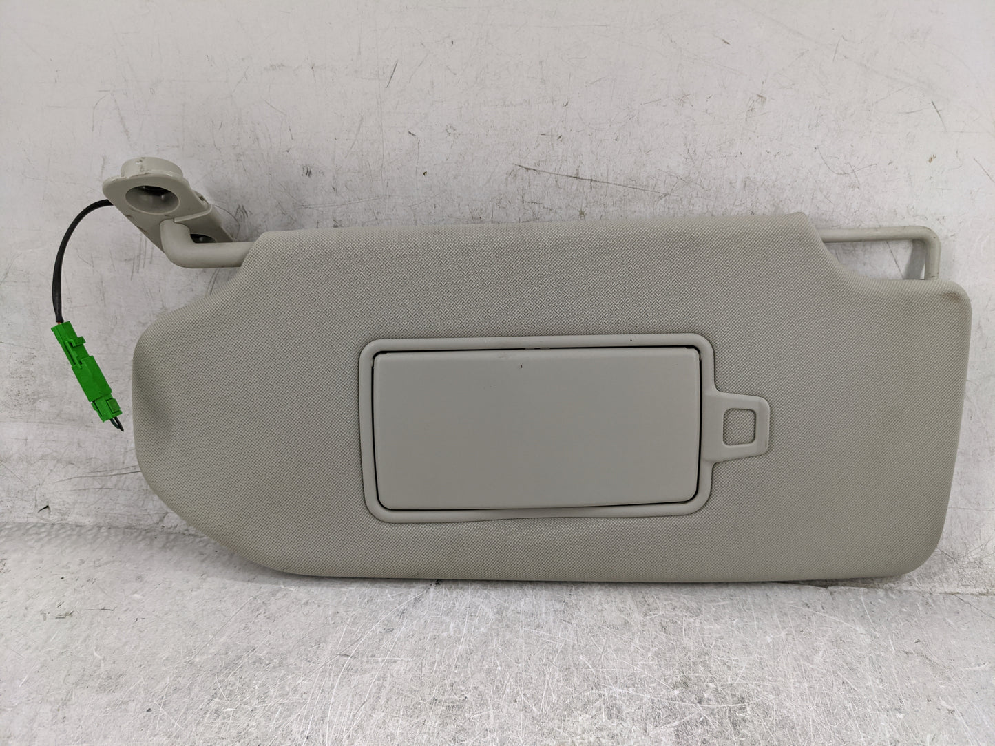 2016-2021 Volvo Xc90 Sun Visor Shade Replacement Driver Left Mirror Fits Fits 2016 2017 2018 2019 2020 2021 OEM Used Auto Pa