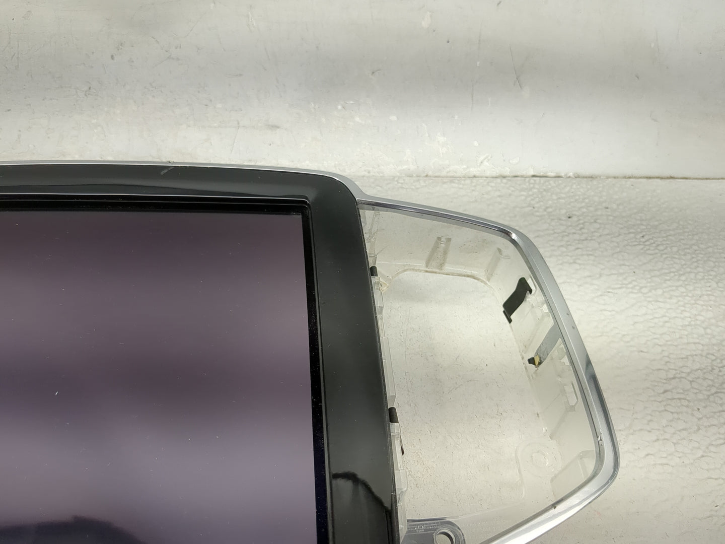 2016-2018 Volvo Xc90 Information Display Screen - Oemusedautoparts1.com