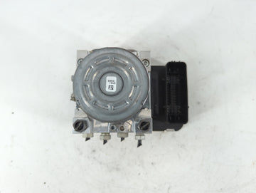2016-2017 Volvo Xc90 ABS Pump Control Module Replacement P/N:P31680101 Fits Fits 2016 2017 OEM Used Auto Parts