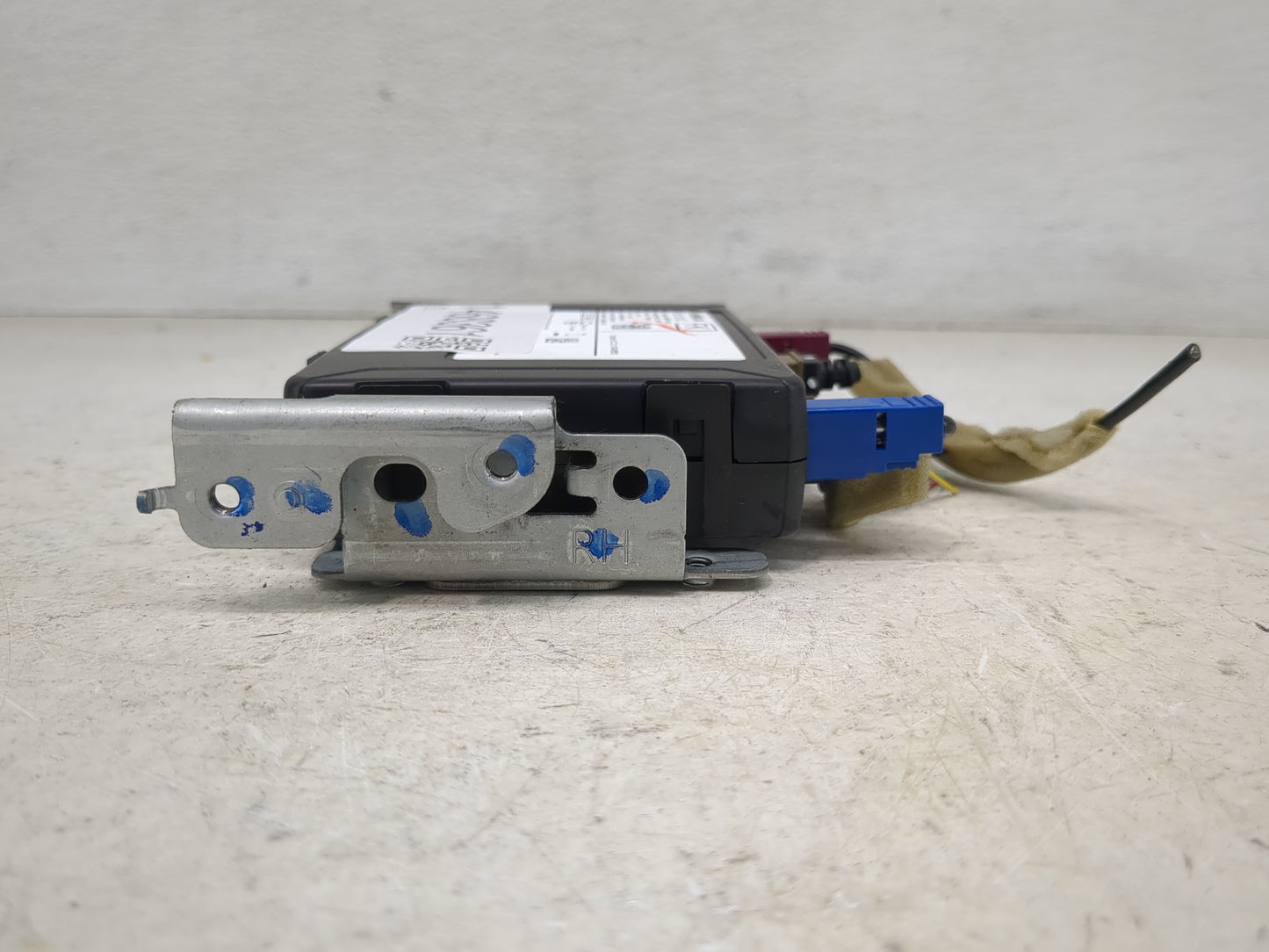 2016-2018 Infiniti Q50 Telematics Control Module 1468361 - Oemusedautoparts1.com