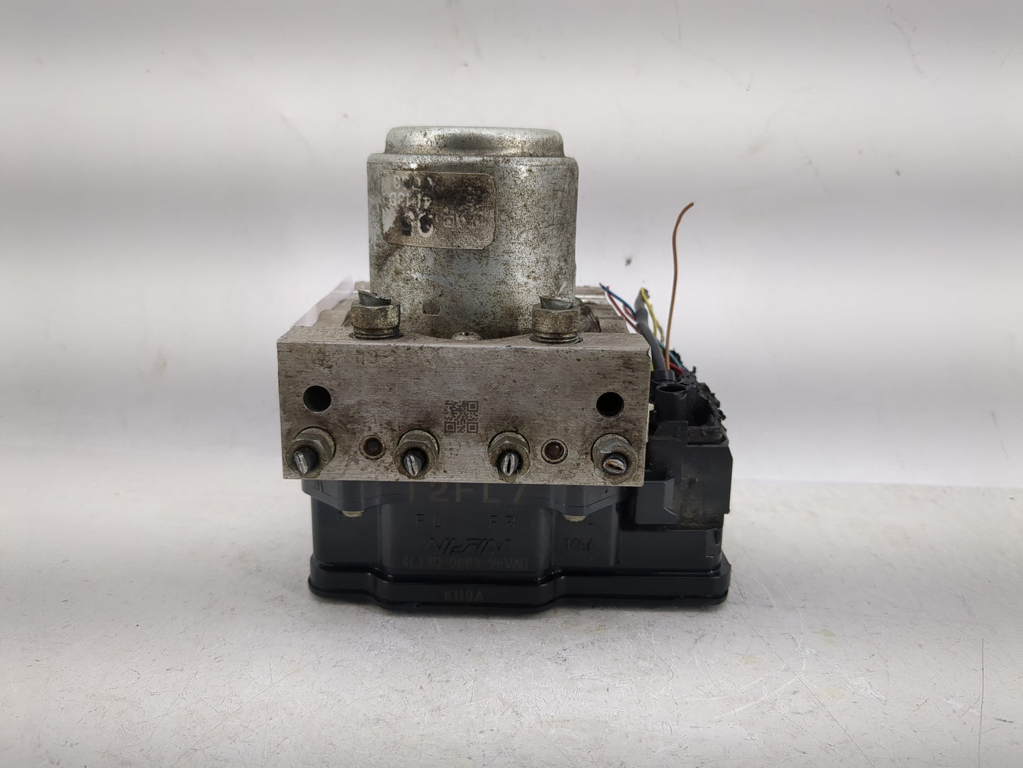 2016-2018 Acura Ilx ABS Pump Control Module Replacement Fits Fits 2016 2017 2018 OEM Used Auto Parts - Oemusedautoparts1.com