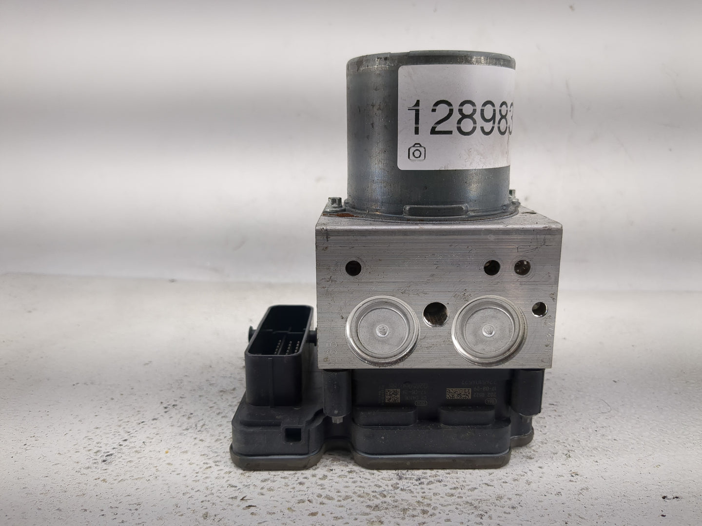 2017-2019 Acura Mdx ABS Pump Control Module Replacement Fits Fits 2017 2018 2019 OEM Used Auto Parts - Oemusedautoparts1.com