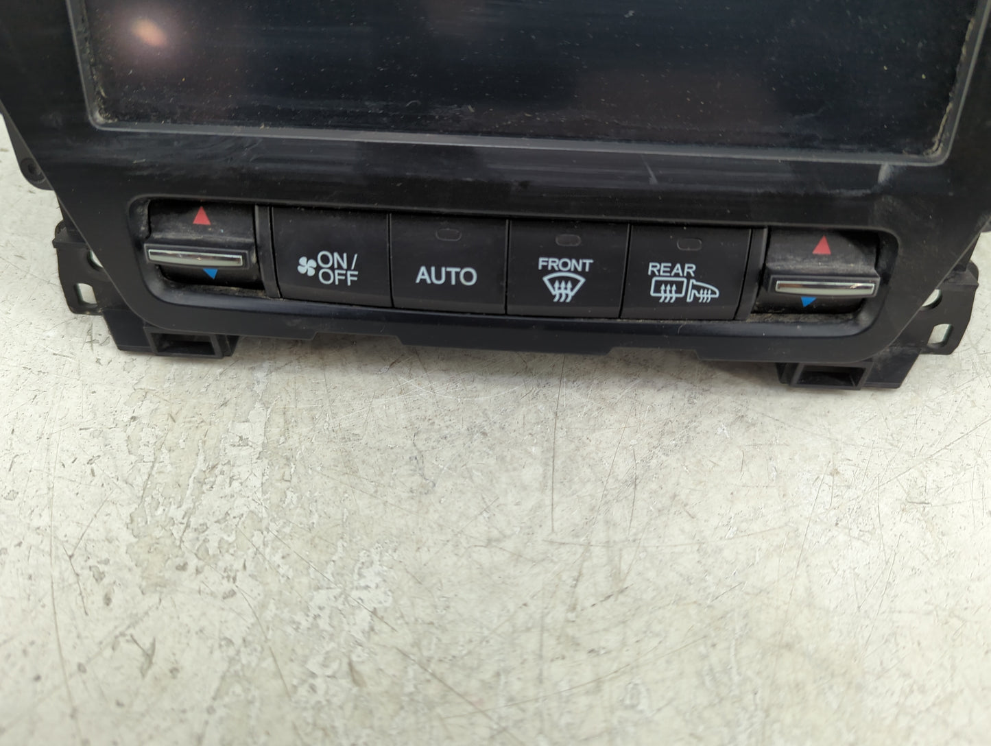 2019-2020 Acura Mdx Radio AM FM Cd Player Receiver Replacement P/N:39540-TZ5-B610-M1 Fits Fits 2019 2020 OEM Used Auto Parts