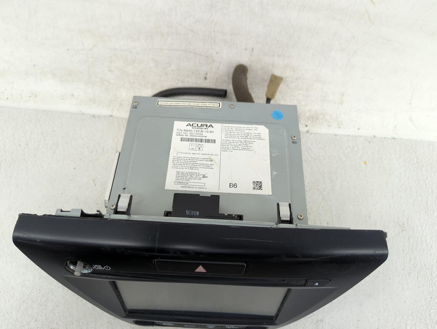 2019-2020 Acura Mdx Radio AM FM Cd Player Receiver Replacement P/N:39540-TZ5-B610-M1 Fits Fits 2019 2020 OEM Used Auto Parts