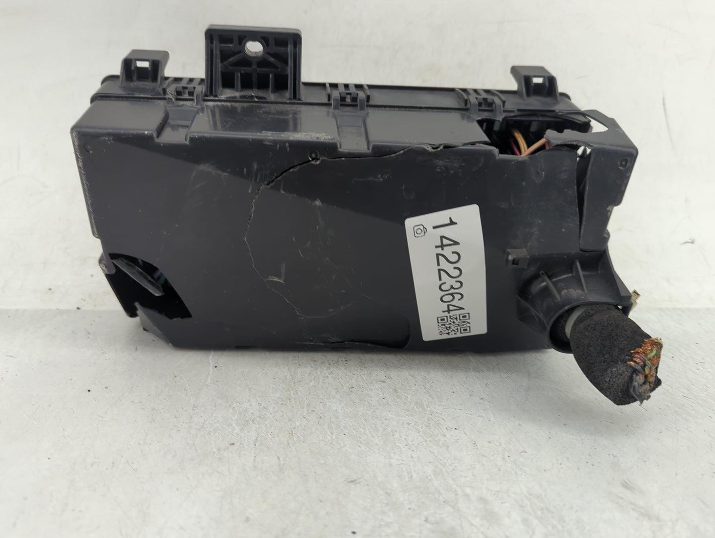 2017-2018 Acura Mdx Fusebox Fuse Box Panel Relay Module Fits Fits 2017 2018 OEM Used Auto Parts - Oemusedautoparts1.com