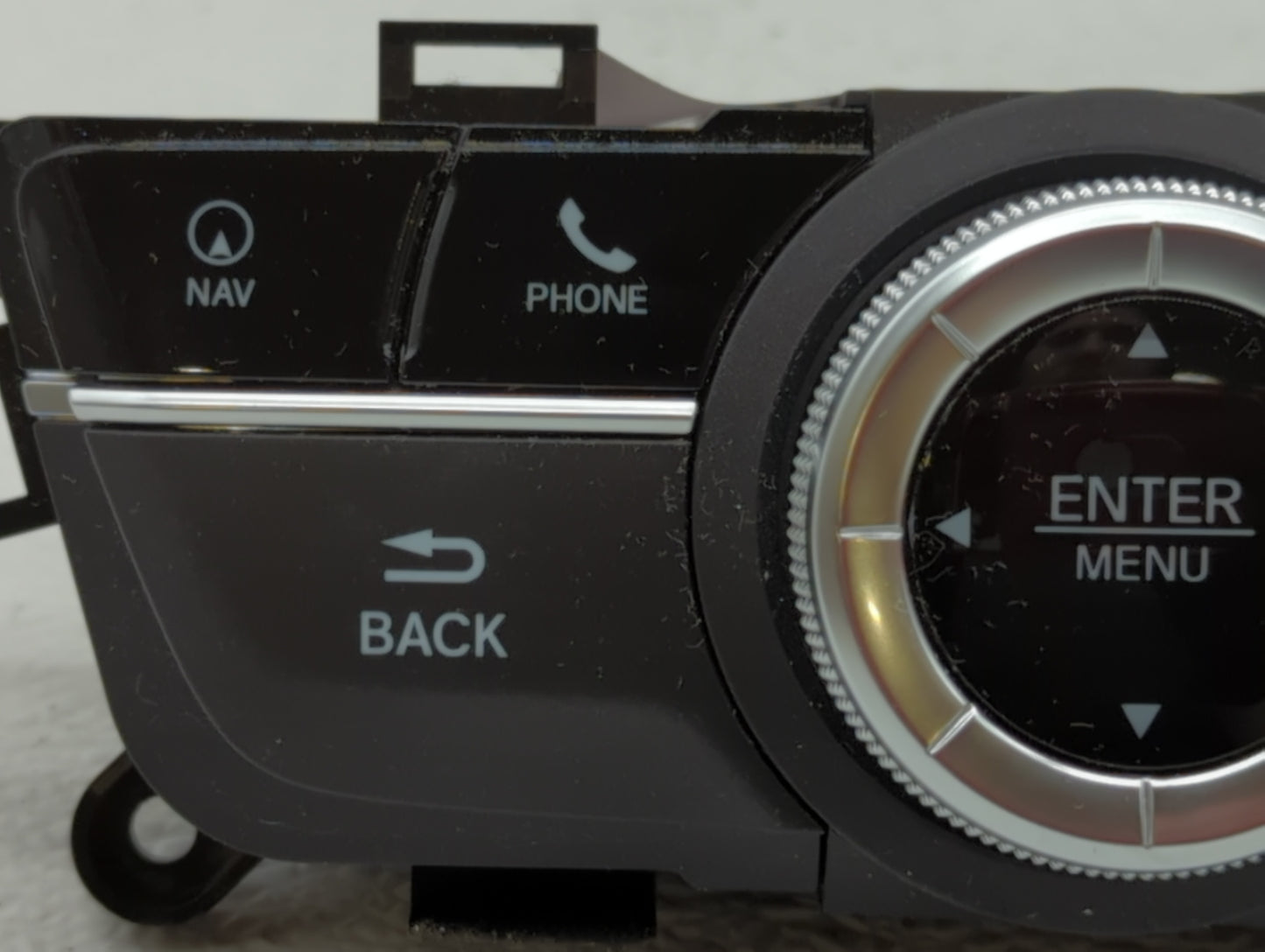 2018-2020 Acura Mdx Radio AM FM Cd Player Receiver Replacement P/N:7725ATYRA000 Fits Fits 2018 2019 2020 OEM Used Auto Parts