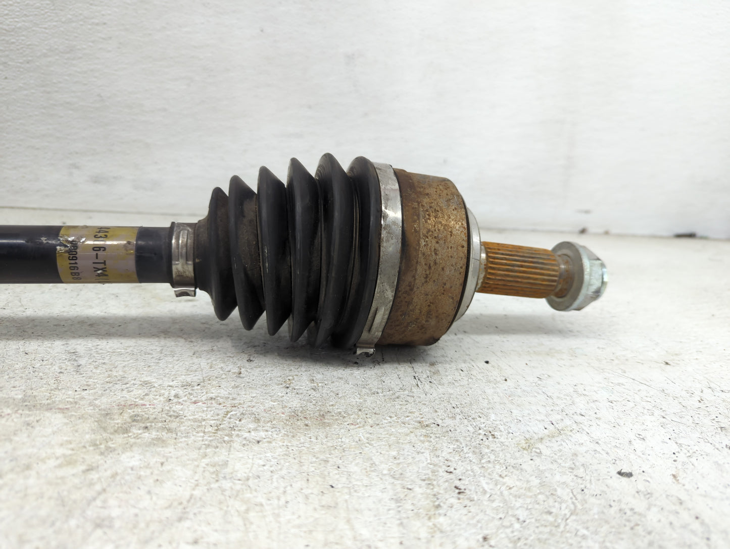 2016-2018 Acura Rdx Axle Shaft Front Driver Cv C/v - Oemusedautoparts1.com
