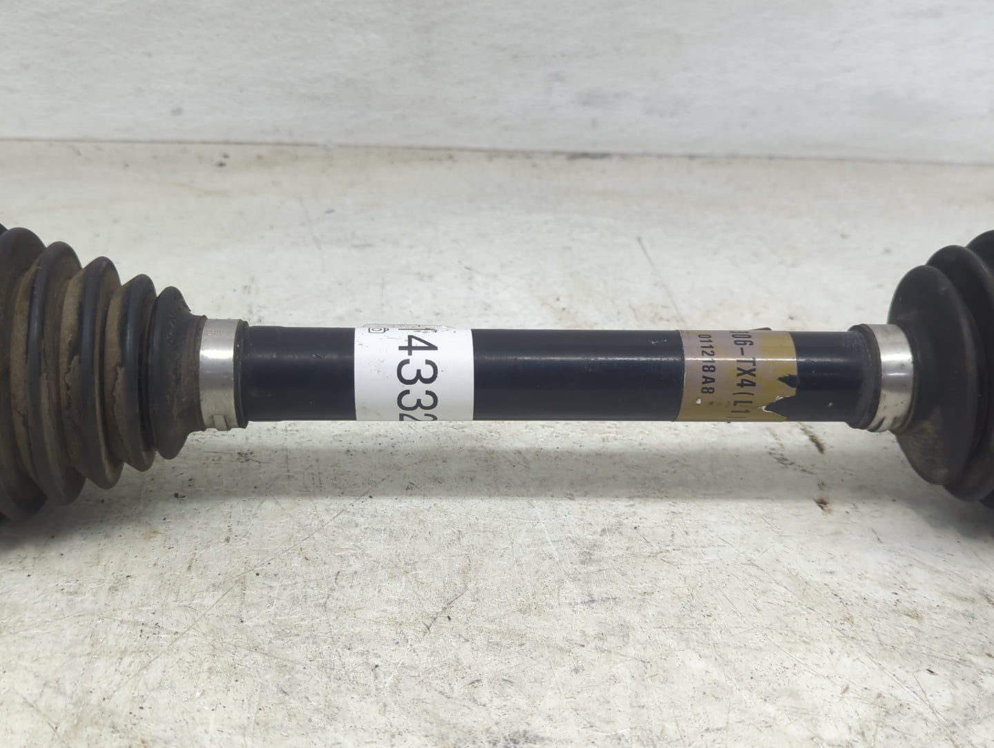 2016-2018 Acura Rdx Axle Shaft Front Driver Cv C/v 1433297 - Oemusedautoparts1.com