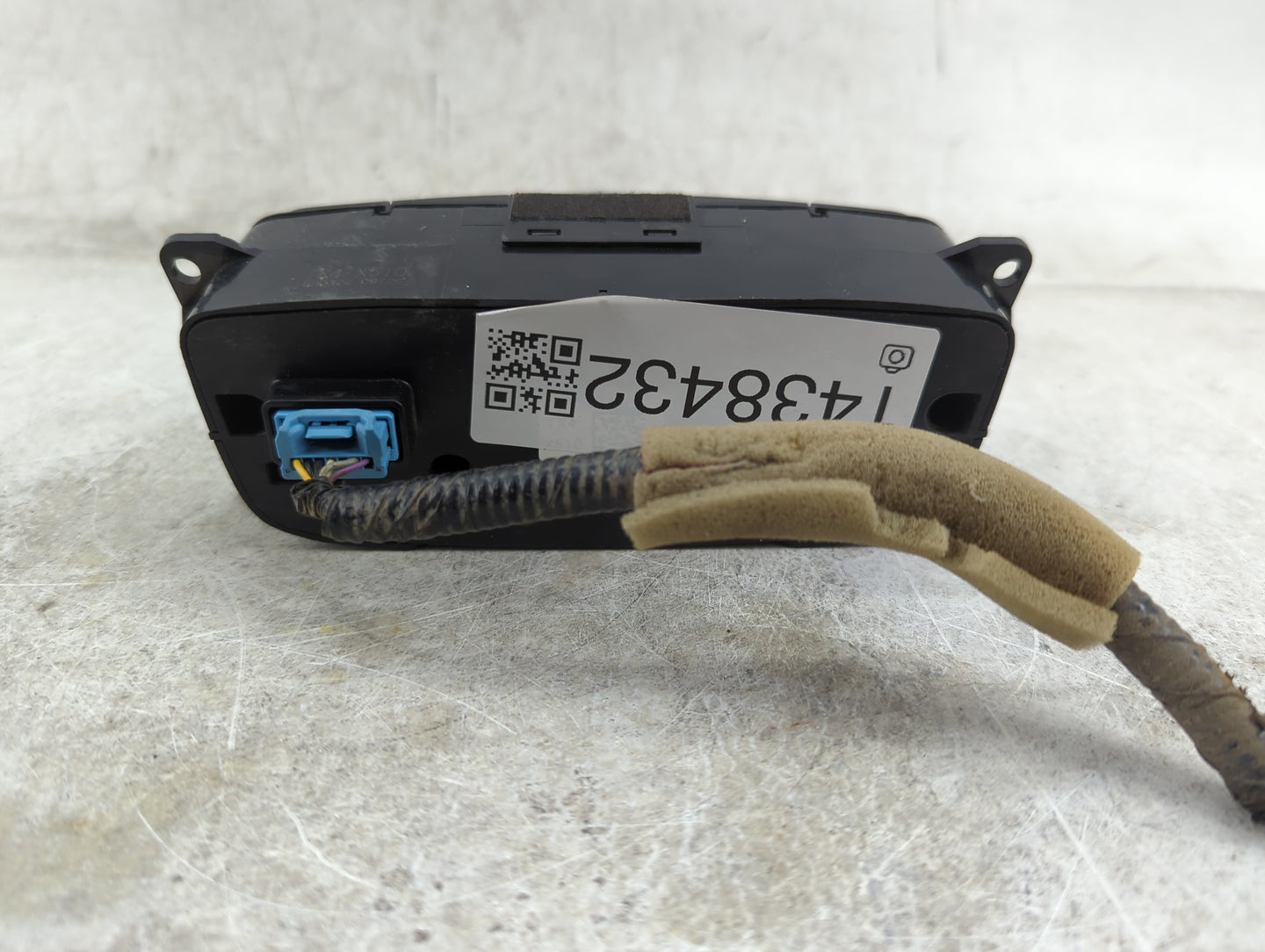 2016-2018 Acura Rdx Radio AM FM Cd Player Receiver Replacement P/N:T4-X510 Fits Fits 2016 2017 2018 OEM Used Auto Parts - Oe