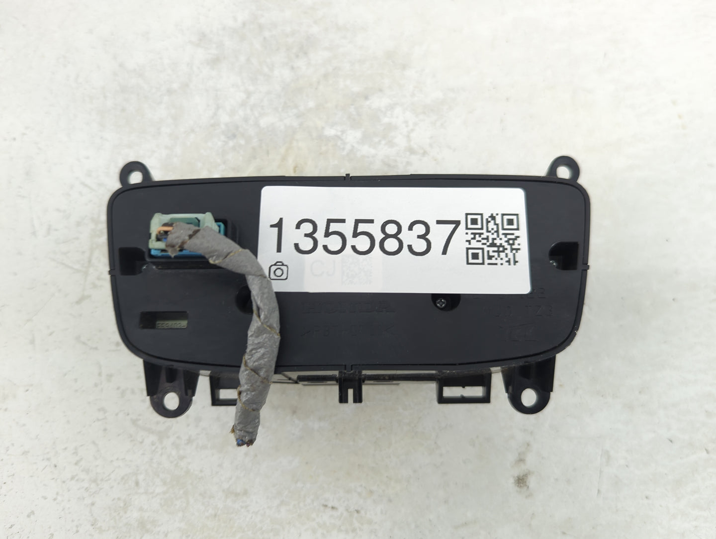 2015-2018 Acura Tlx Radio AM FM Cd Player Receiver Replacement P/N:2M57122 Fits Fits 2015 2016 2017 2018 OEM Used Auto Parts