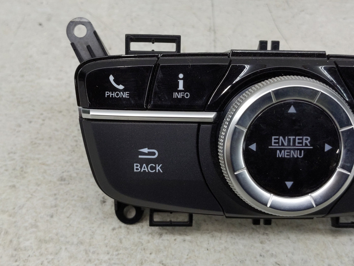 2015-2018 Acura Tlx Radio Control Panel - Oemusedautoparts1.com