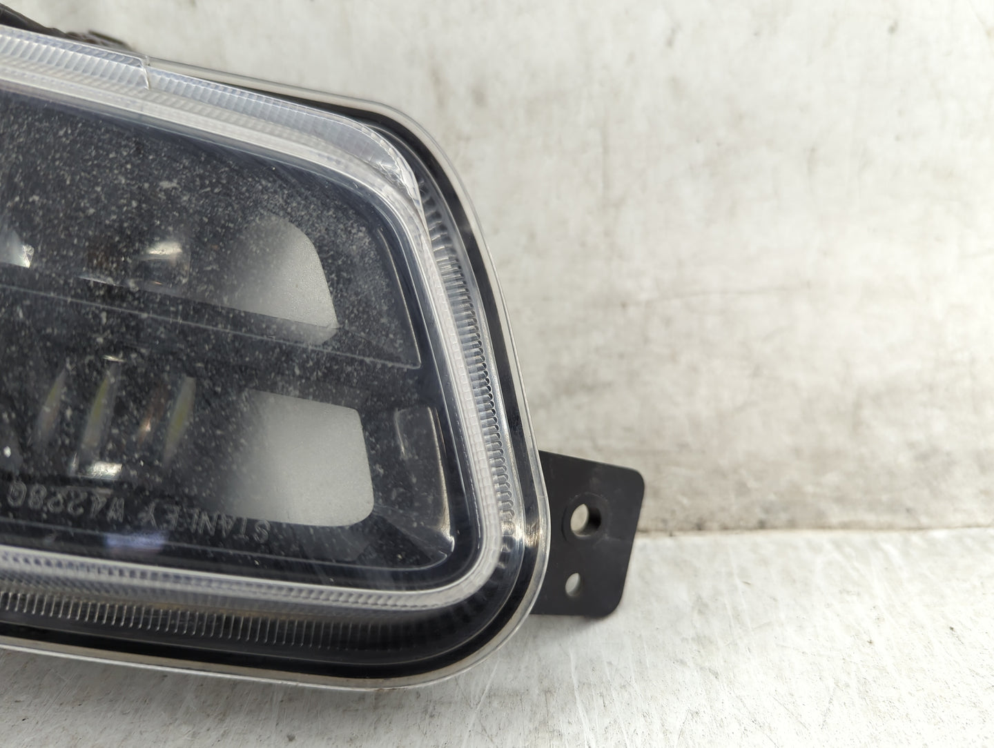 2018-2020 Acura Tlx Driver Left Oem Fog Light Lamp - Oemusedautoparts1.com