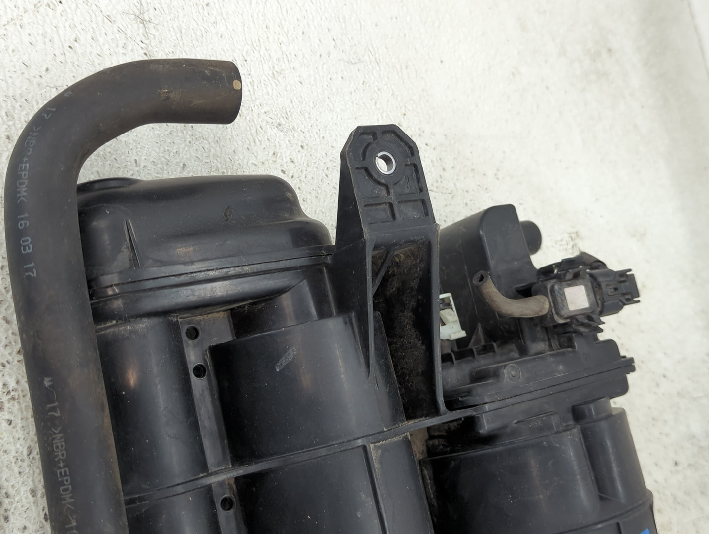 2018 Acura Tlx Fuel Vapor Charcoal Canister - Oemusedautoparts1.com