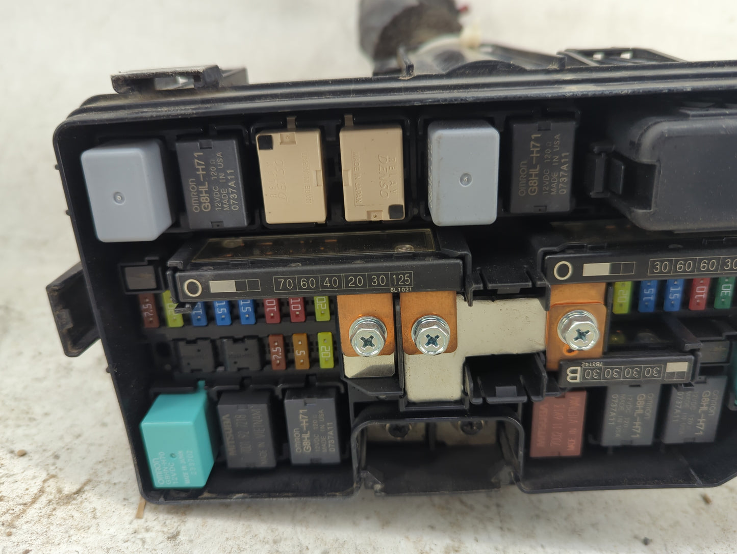 2018-2020 Acura Tlx Fusebox Fuse Box Panel Relay Module P/N:38620170205 Fits Fits 2018 2019 2020 OEM Used Auto Parts - Oemus
